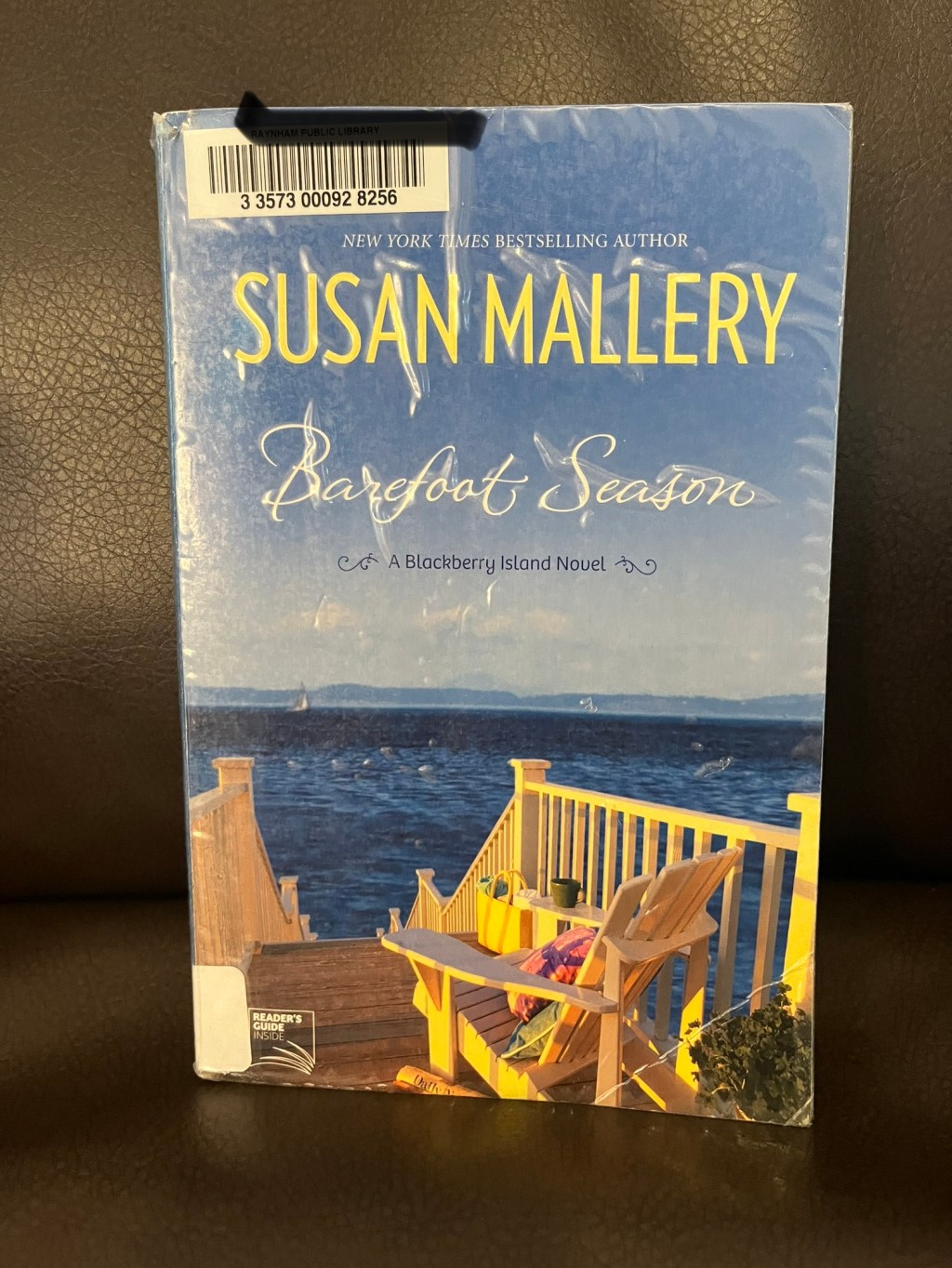 Barefoot Season (Blackberry Island #1) by Susan Mallery&nbsp;4/5